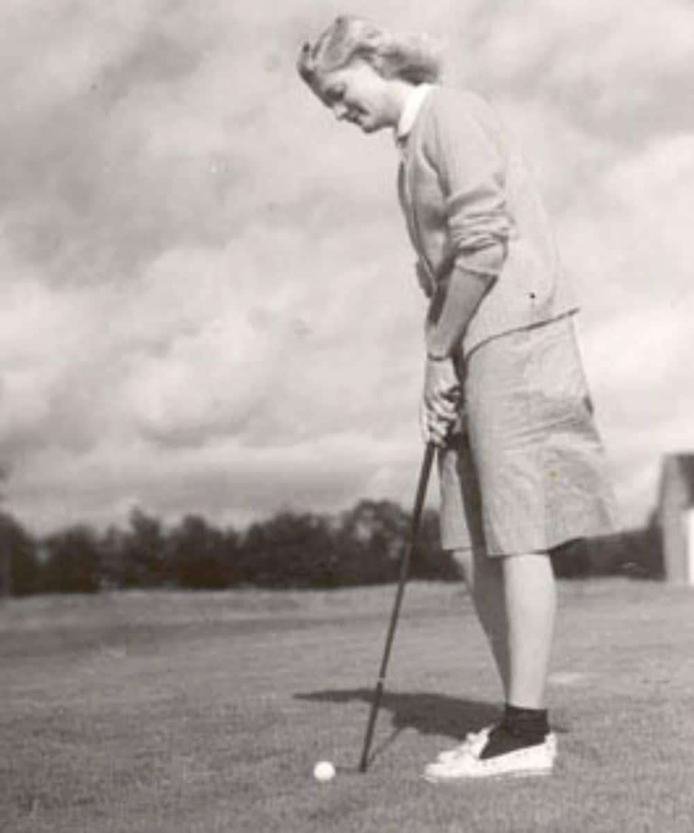 Vintage golf image of women teeing off